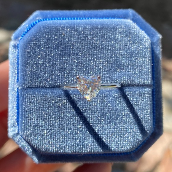 Jewelry - Heart Moissanite diamond ring